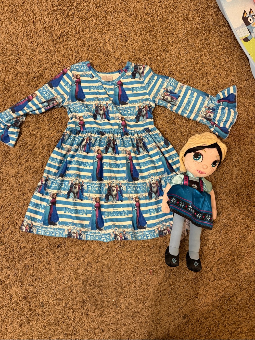 Frozen dress size 2t